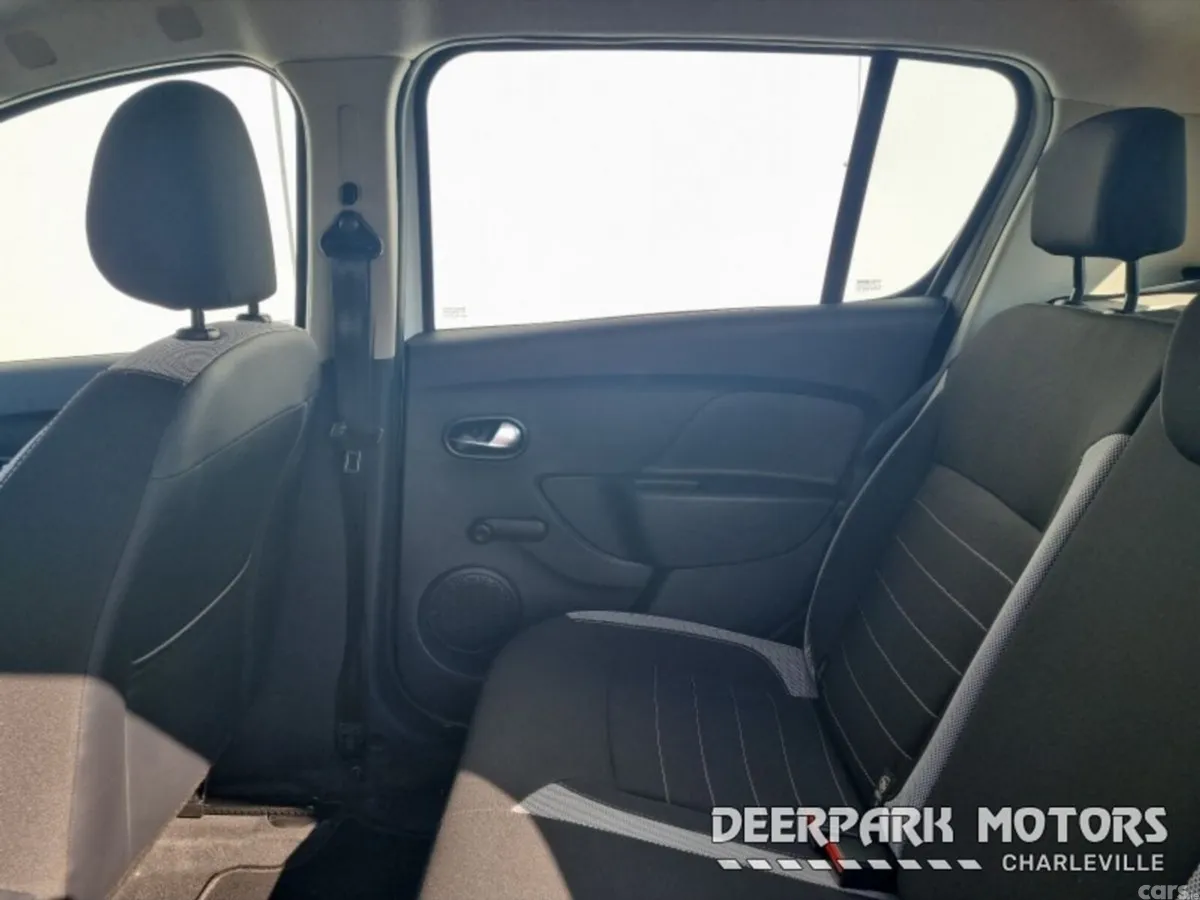Dacia Sandero Stepway Hatchback, Petrol, 2020, White