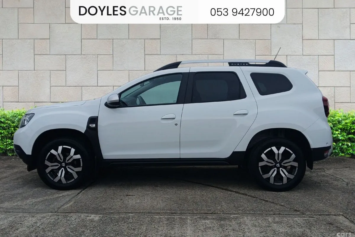 Dacia Duster SUV, Petrol, 2022, White