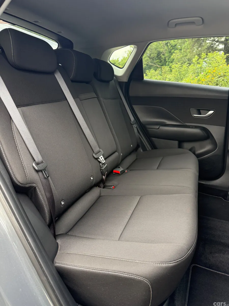 Hyundai KONA MPV, Petrol, 2025, Grey