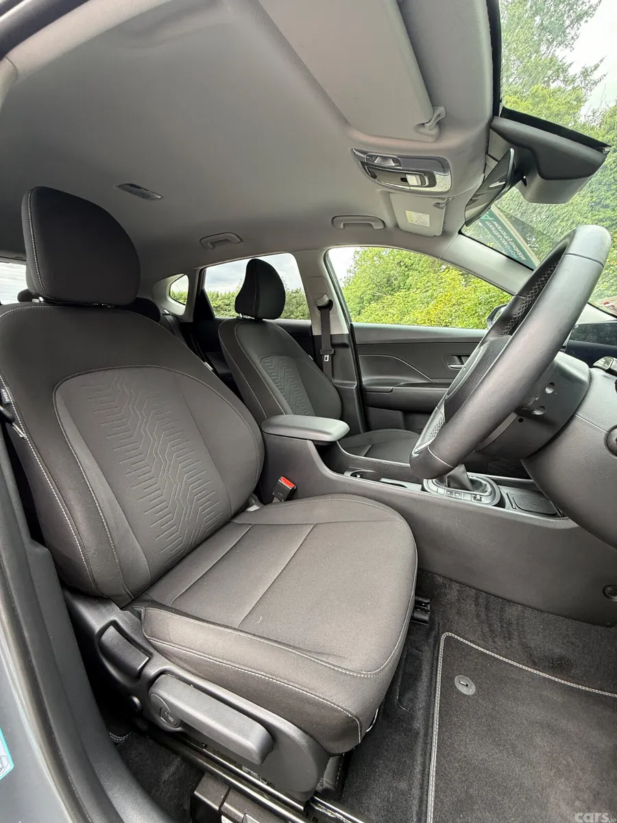 Hyundai KONA MPV, Petrol, 2025, Grey