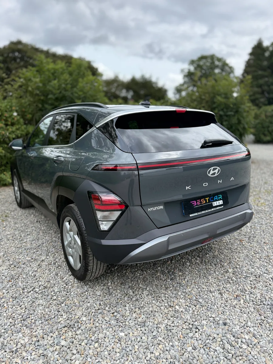 Hyundai KONA MPV, Petrol, 2025, Grey