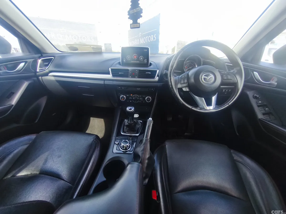 Mazda Mazda3 Saloon, Diesel, 2015, White