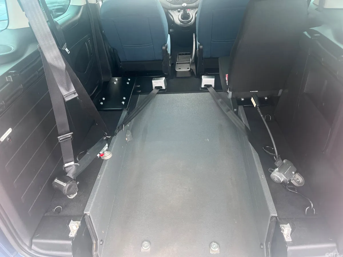 Citroen Berlingo MPV, Diesel, 2018, Blue