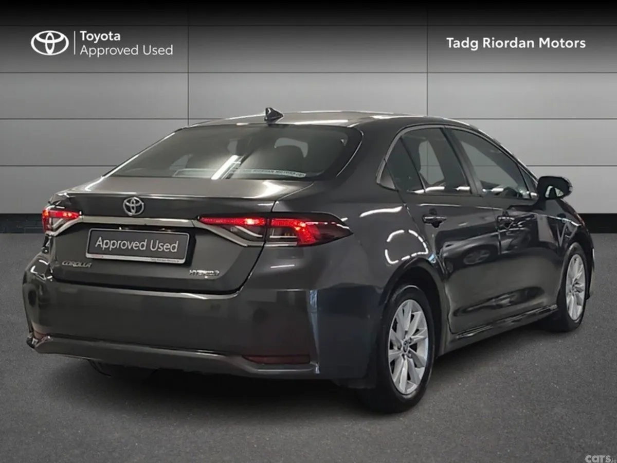 Toyota Corolla Saloon, Petrol Hybrid, 2024, Grey