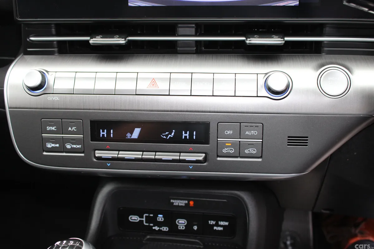 Hyundai KONA MPV, Petrol, 2024, Blue