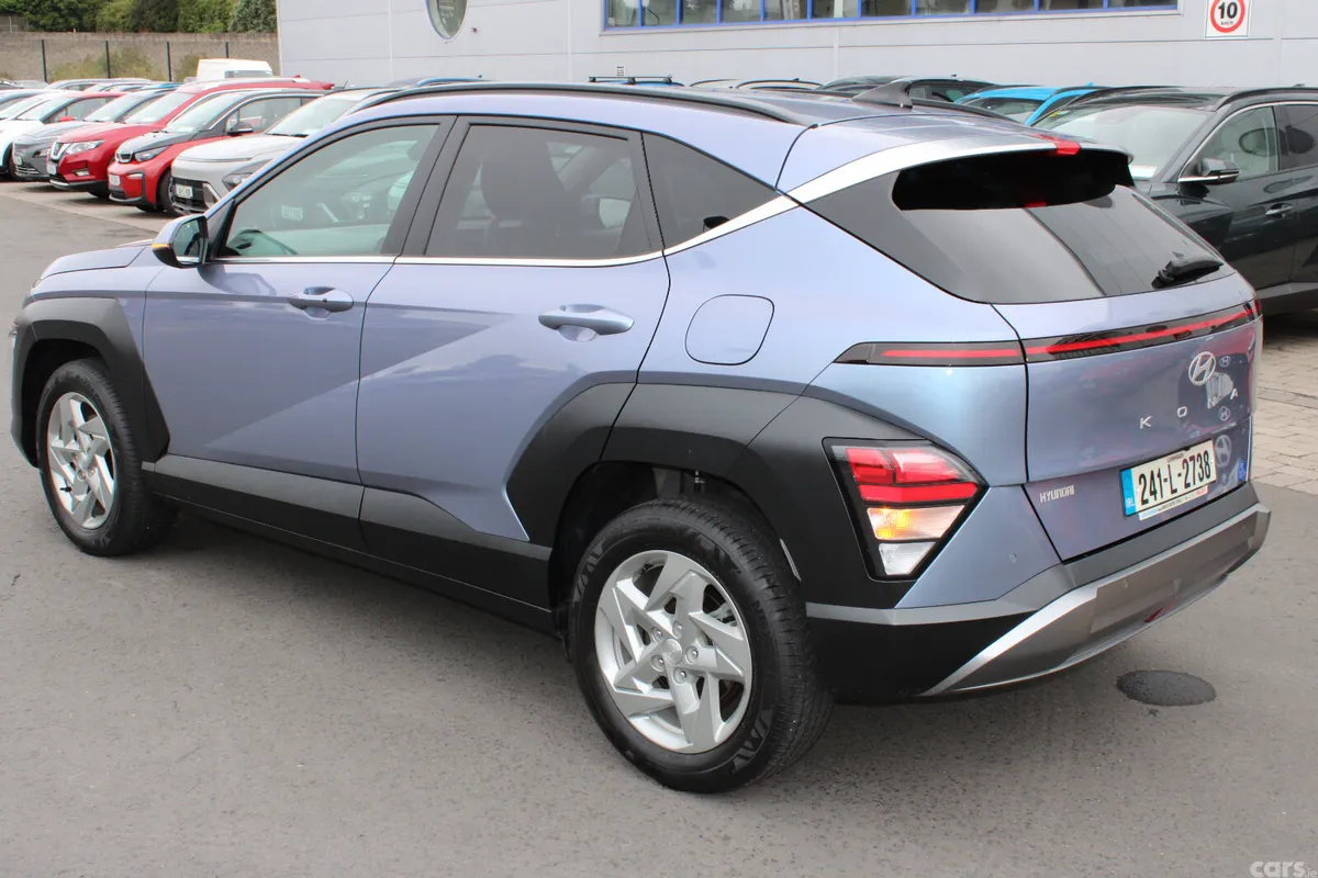 Hyundai KONA MPV, Petrol, 2024, Blue