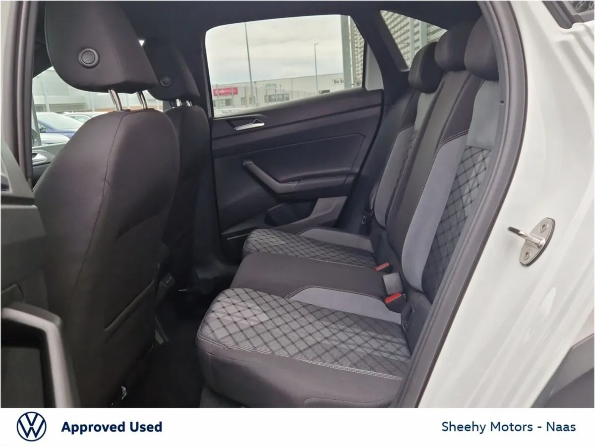 Volkswagen Taigo SUV, Petrol, 2023, White