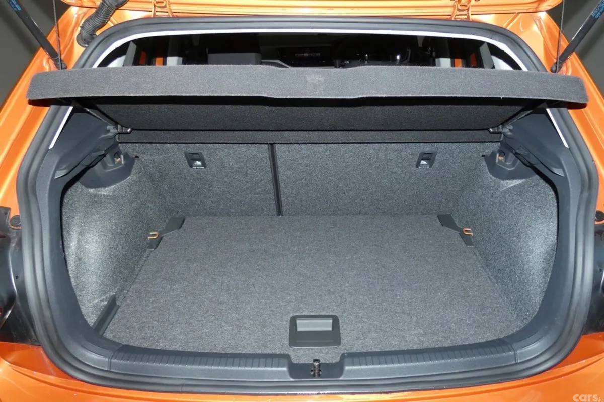 Volkswagen Polo Hatchback, Petrol, 2018, Orange