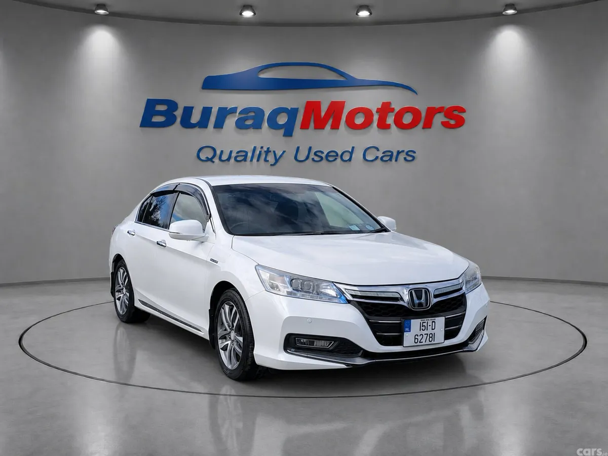 Honda Accord Saloon, Petrol Hybrid, 2015, White