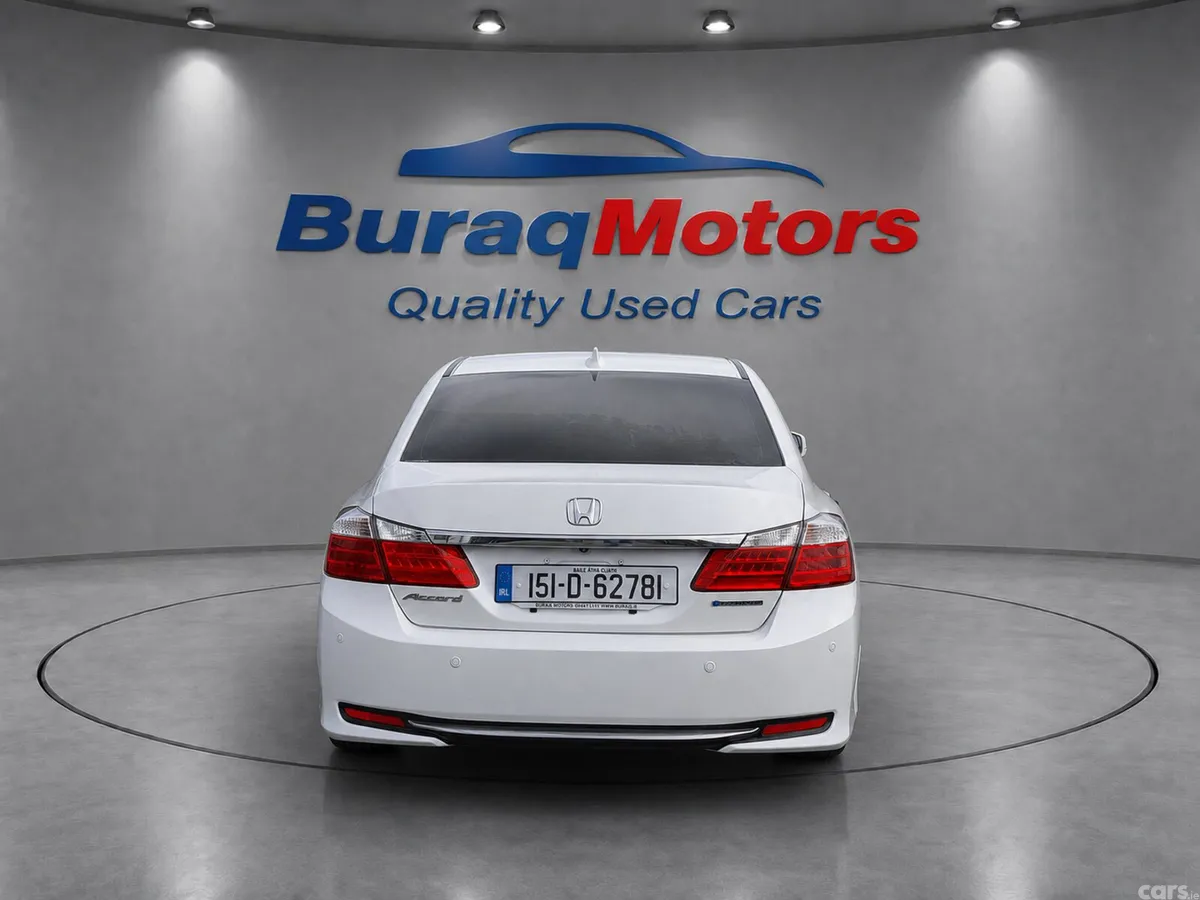 Honda Accord Saloon, Petrol Hybrid, 2015, White