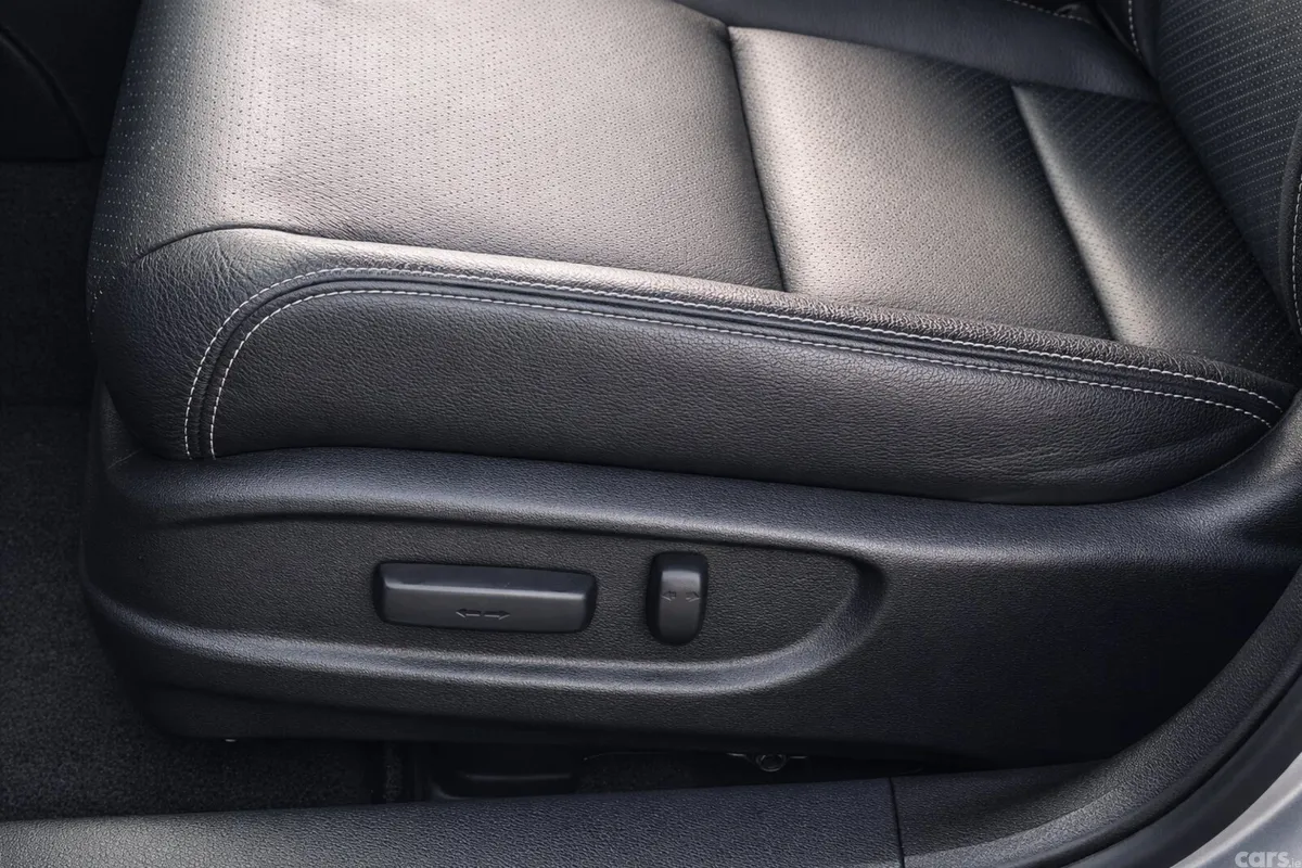Honda Accord Saloon, Petrol Hybrid, 2015, White
