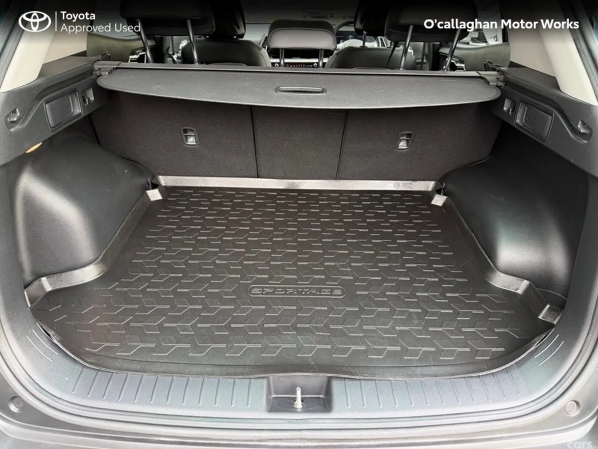 Kia Sportage MPV, Diesel, 2024, Grey