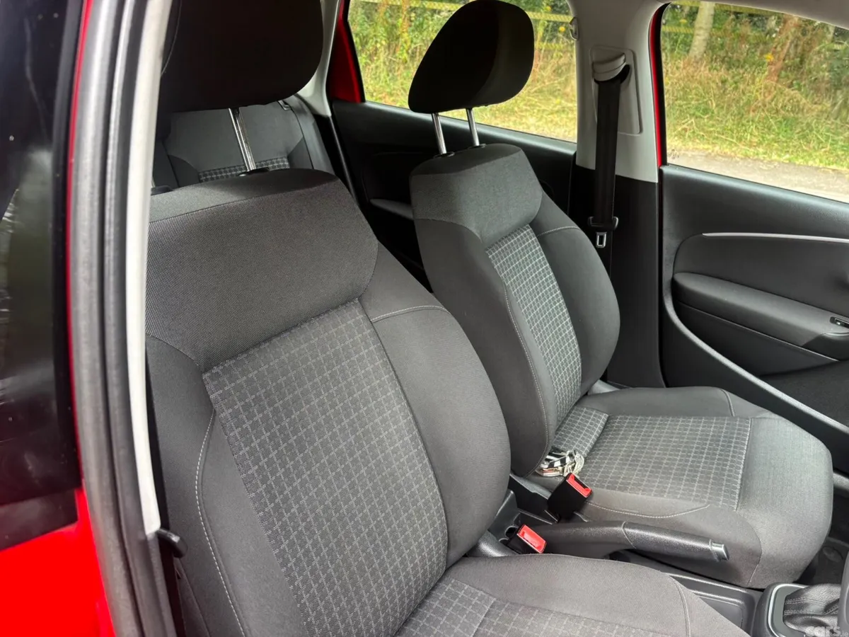 Volkswagen Polo Hatchback, Petrol, 2017, Red