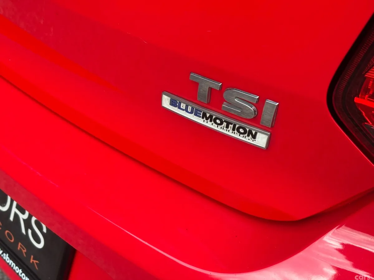 Volkswagen Polo Hatchback, Petrol, 2017, Red