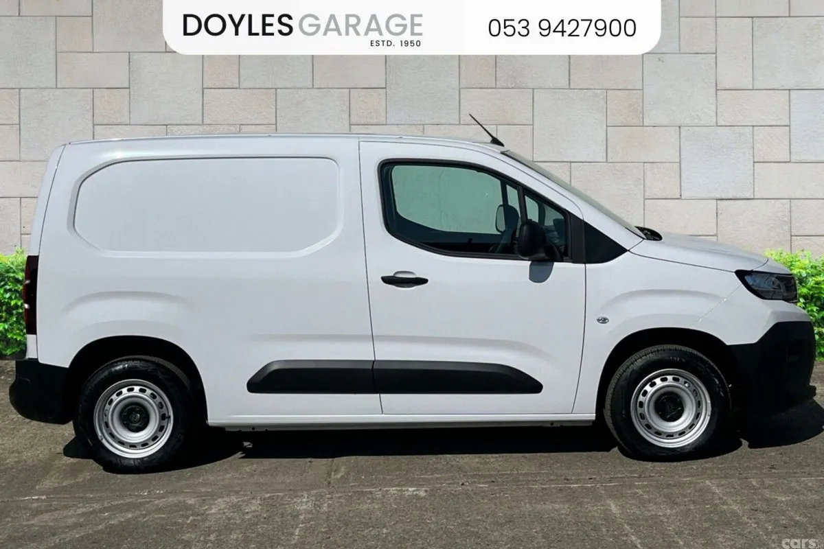 Peugeot Partner MPV, Diesel, 2024, White