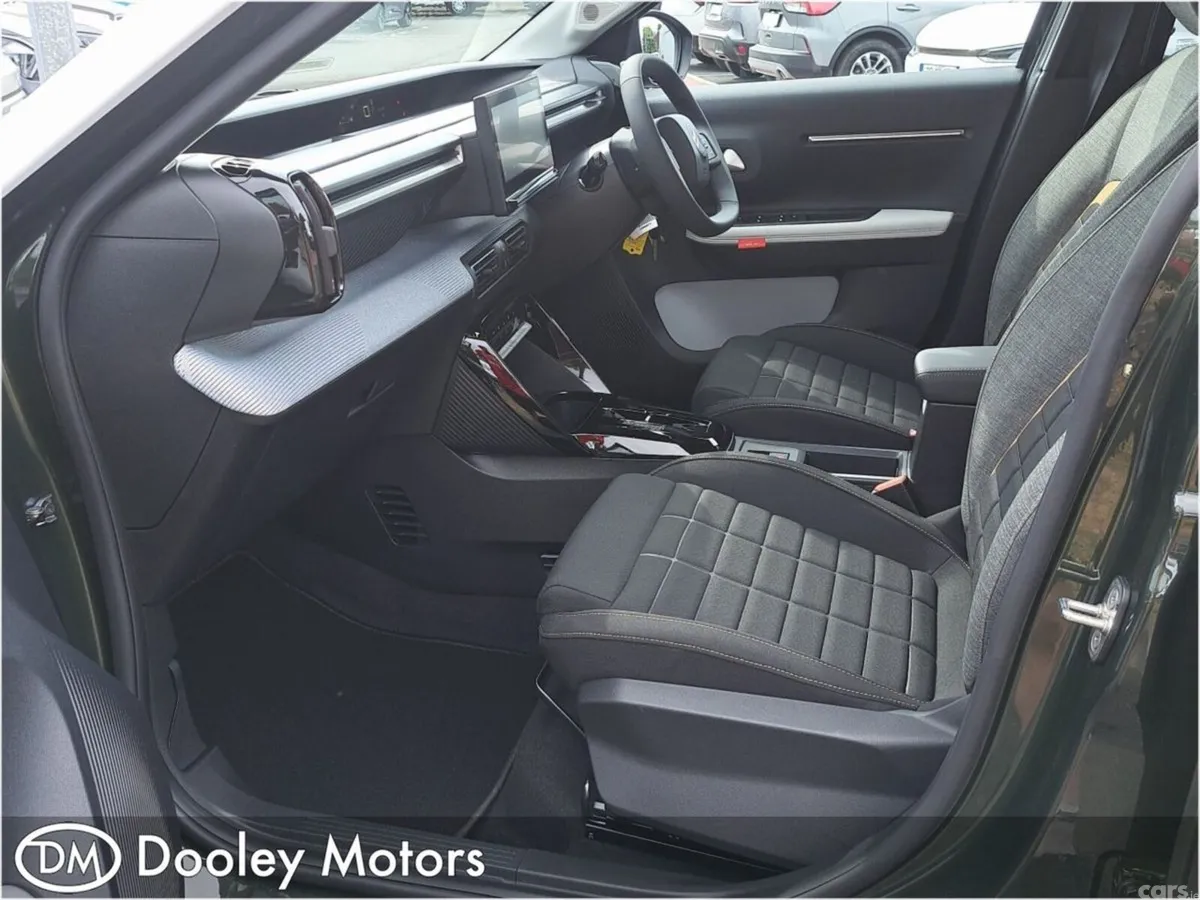 Citroen C3 Aircross SUV, Petrol Hybrid, 2026, Green