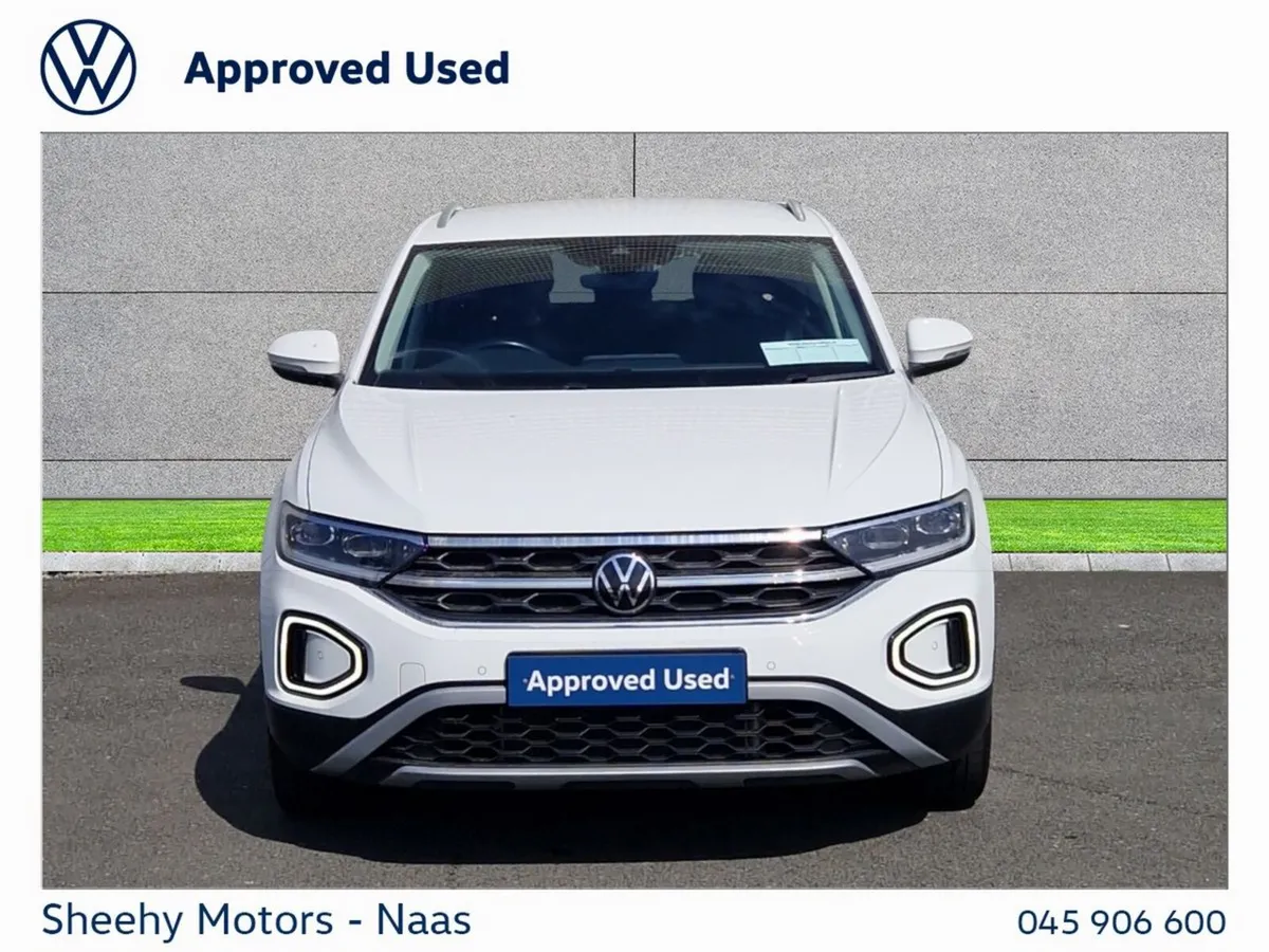 Volkswagen T-Roc SUV, Petrol, 2023, White