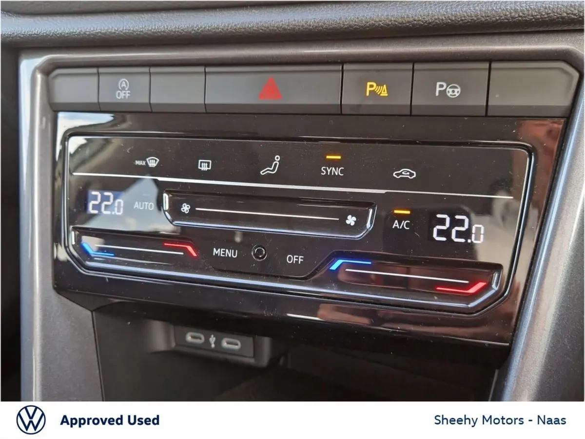 Volkswagen T-Roc SUV, Petrol, 2023, White