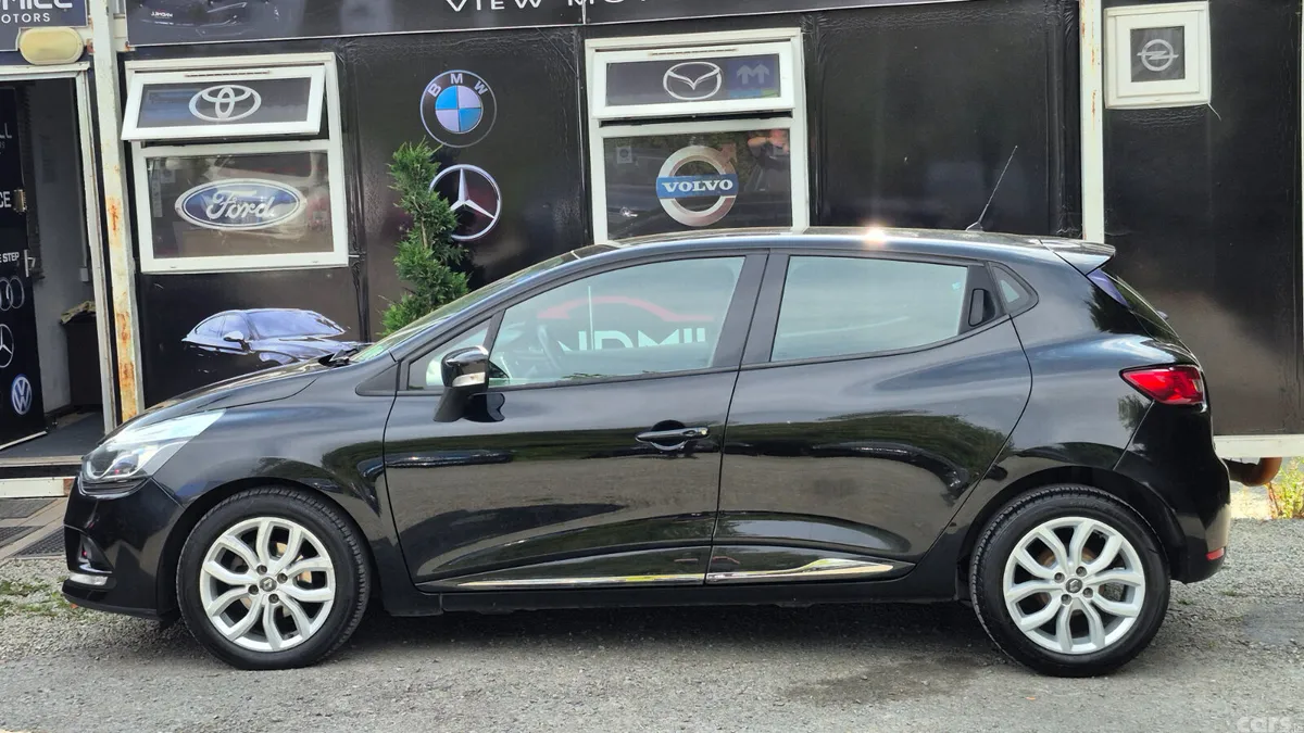 Renault Clio Hatchback, Diesel, 2018, Black
