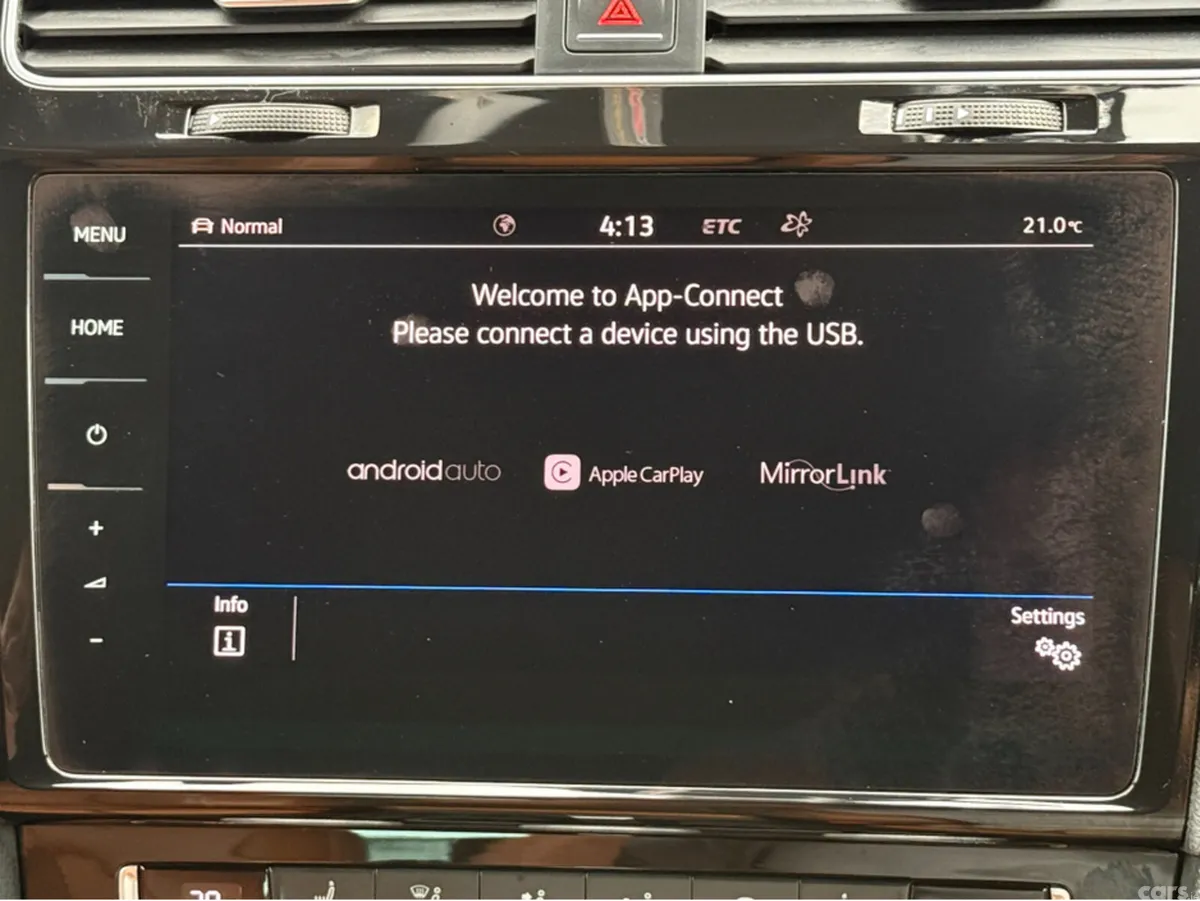 Volkswagen Golf Hatchback, Petrol, 2018, White