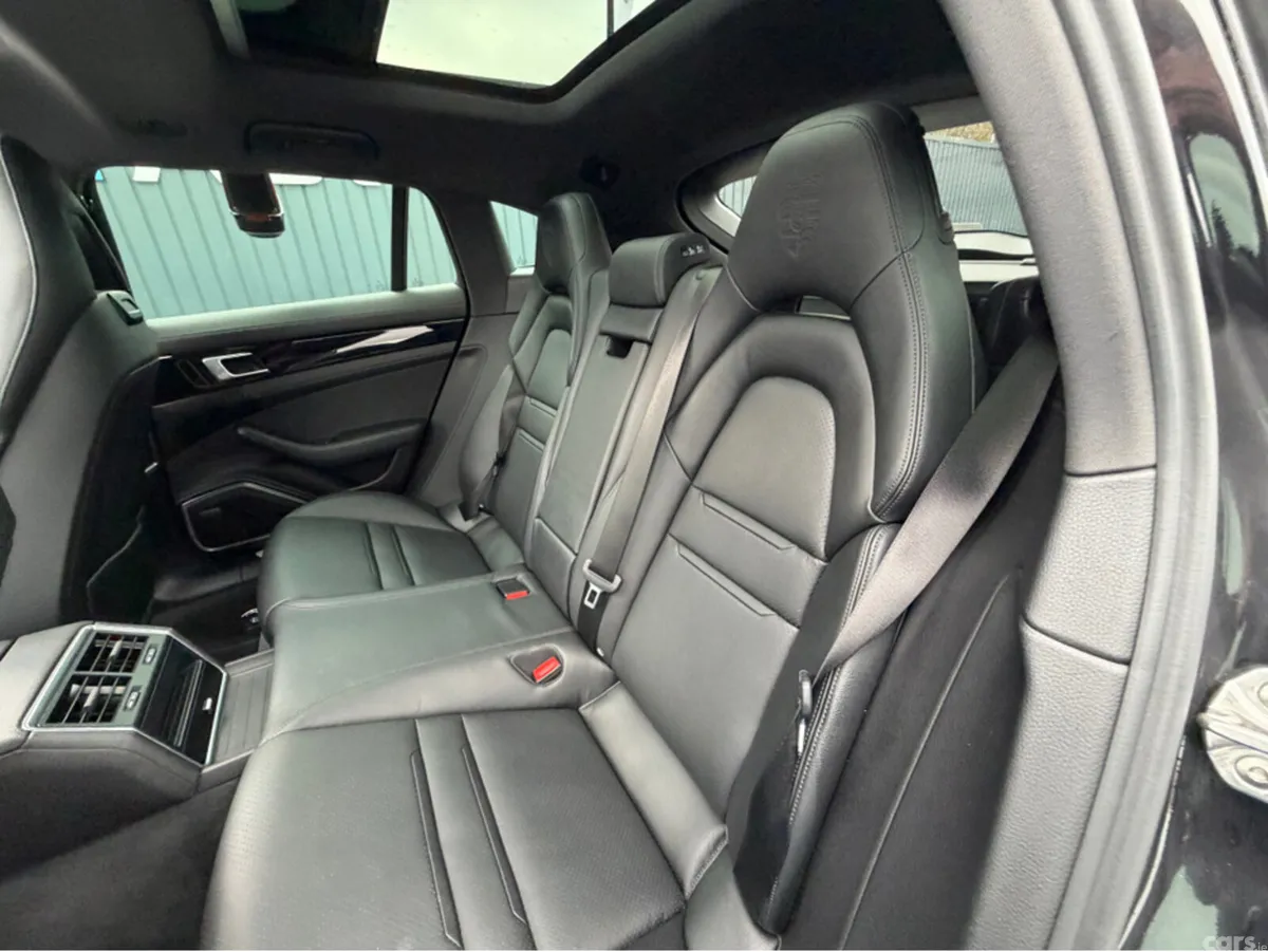 Porsche Panamera Estate, Petrol Plug-in Hybrid, 2020, Black