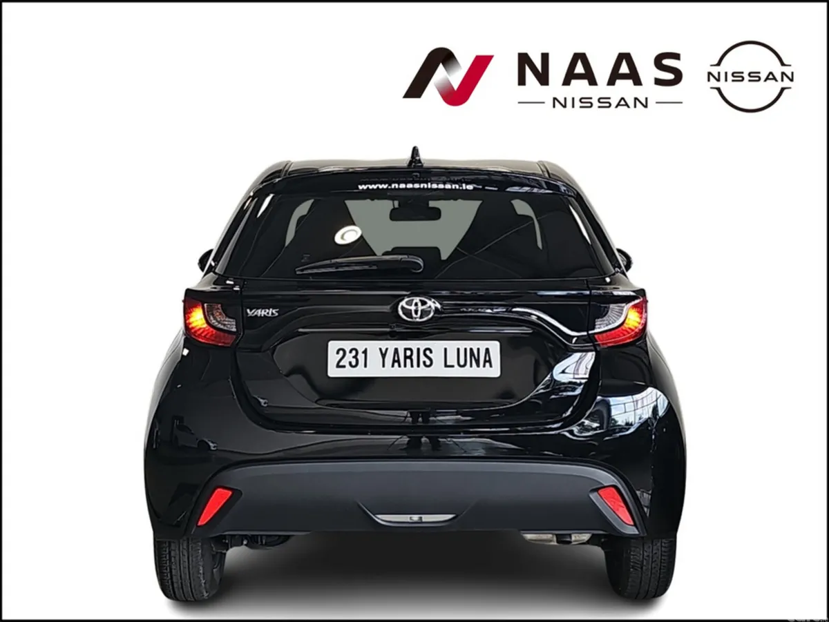 Toyota Yaris Hatchback, Petrol, 2023, Black