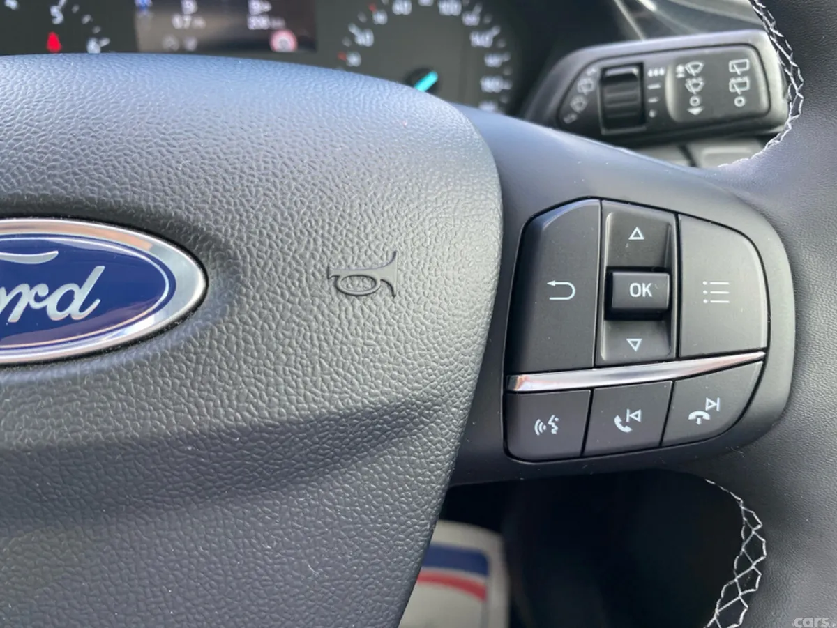 Ford Puma MPV, Petrol Hybrid, 2024, White