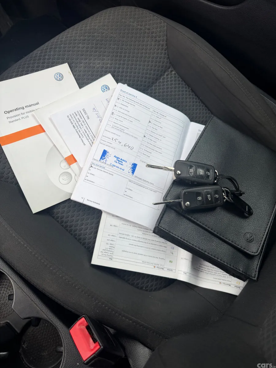 Volkswagen Jetta Saloon, Diesel, 2014, Silver