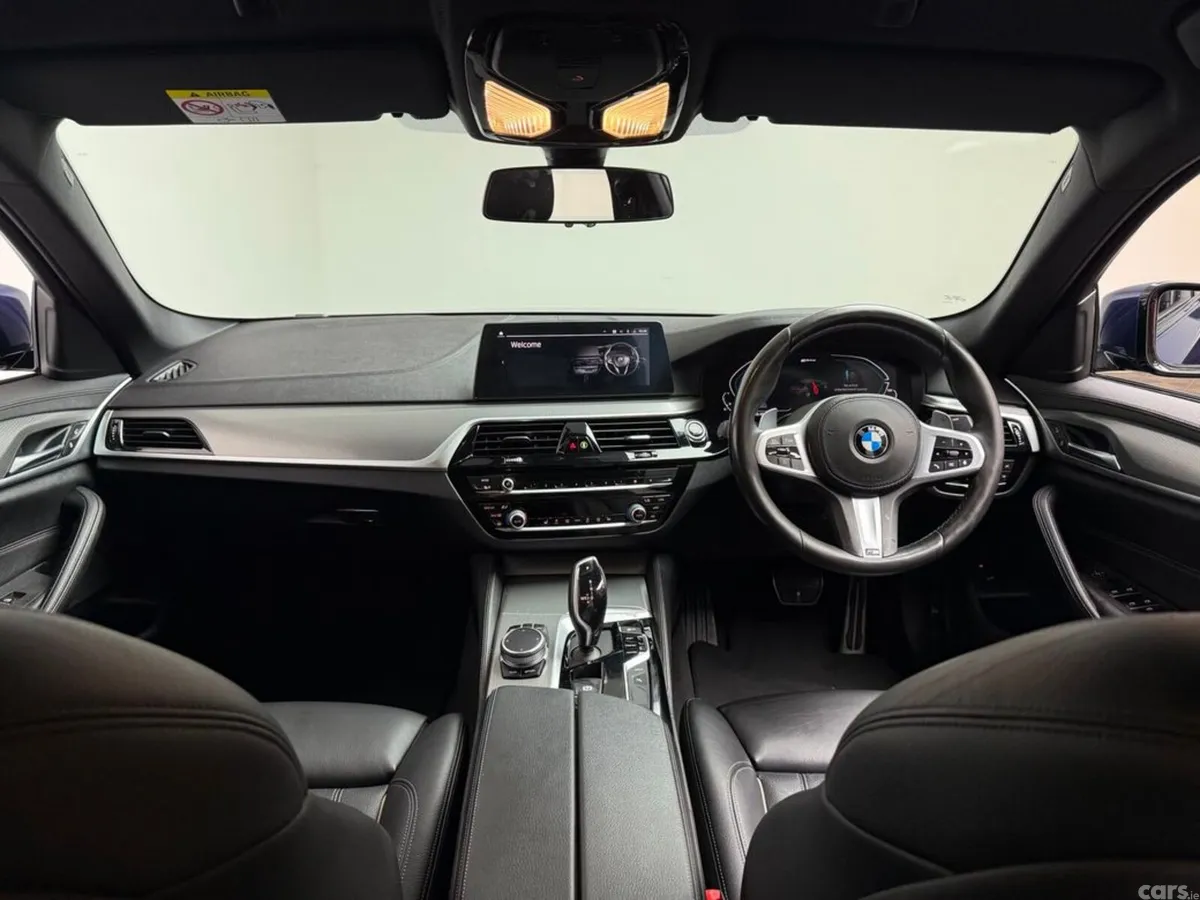 BMW 5-Series Saloon, Petrol Plug-in Hybrid, 2019, Blue