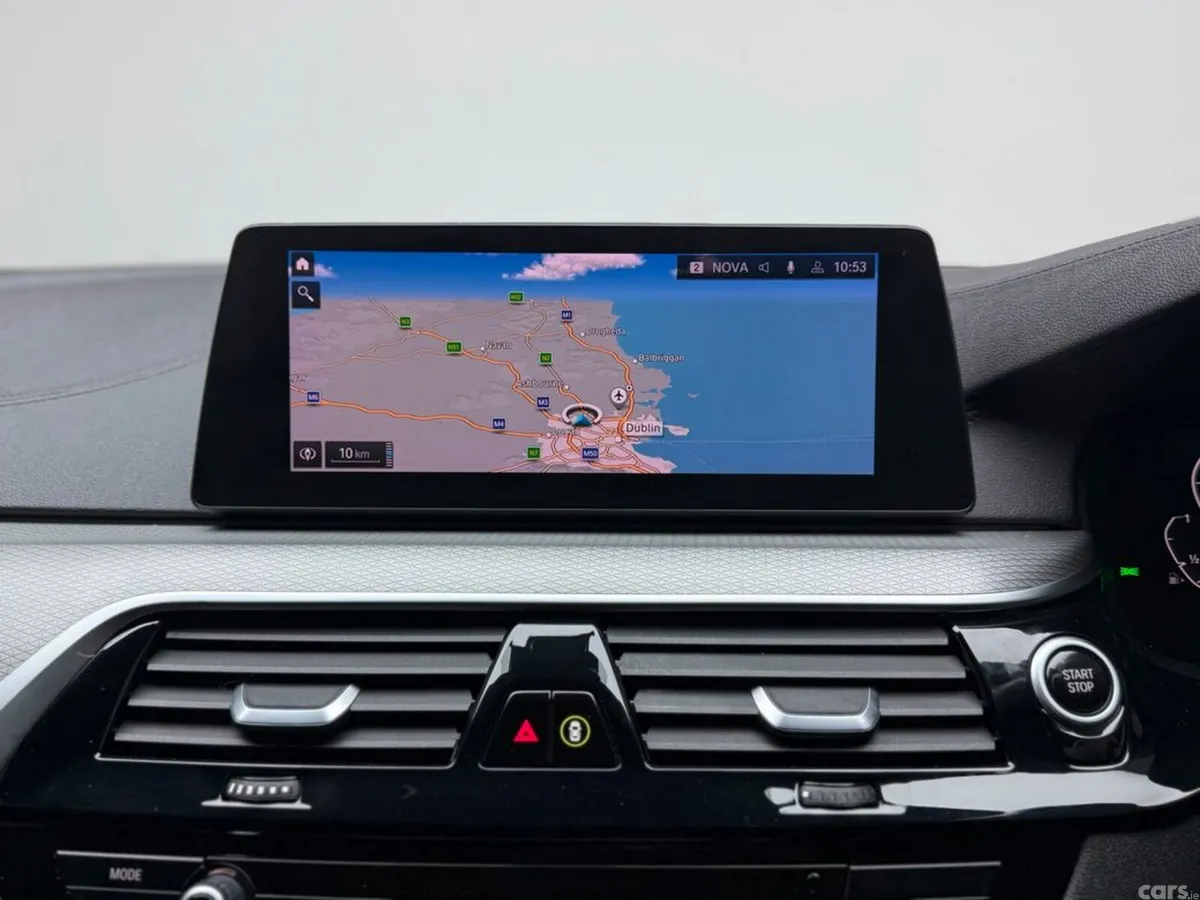 BMW 5-Series Saloon, Petrol Plug-in Hybrid, 2019, Blue