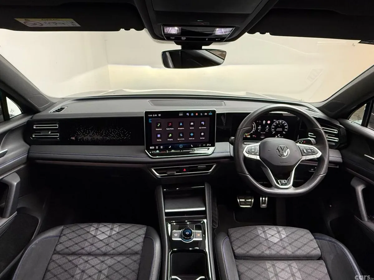 Volkswagen Tiguan SUV, Petrol Plug-in Hybrid, 2024, Grey
