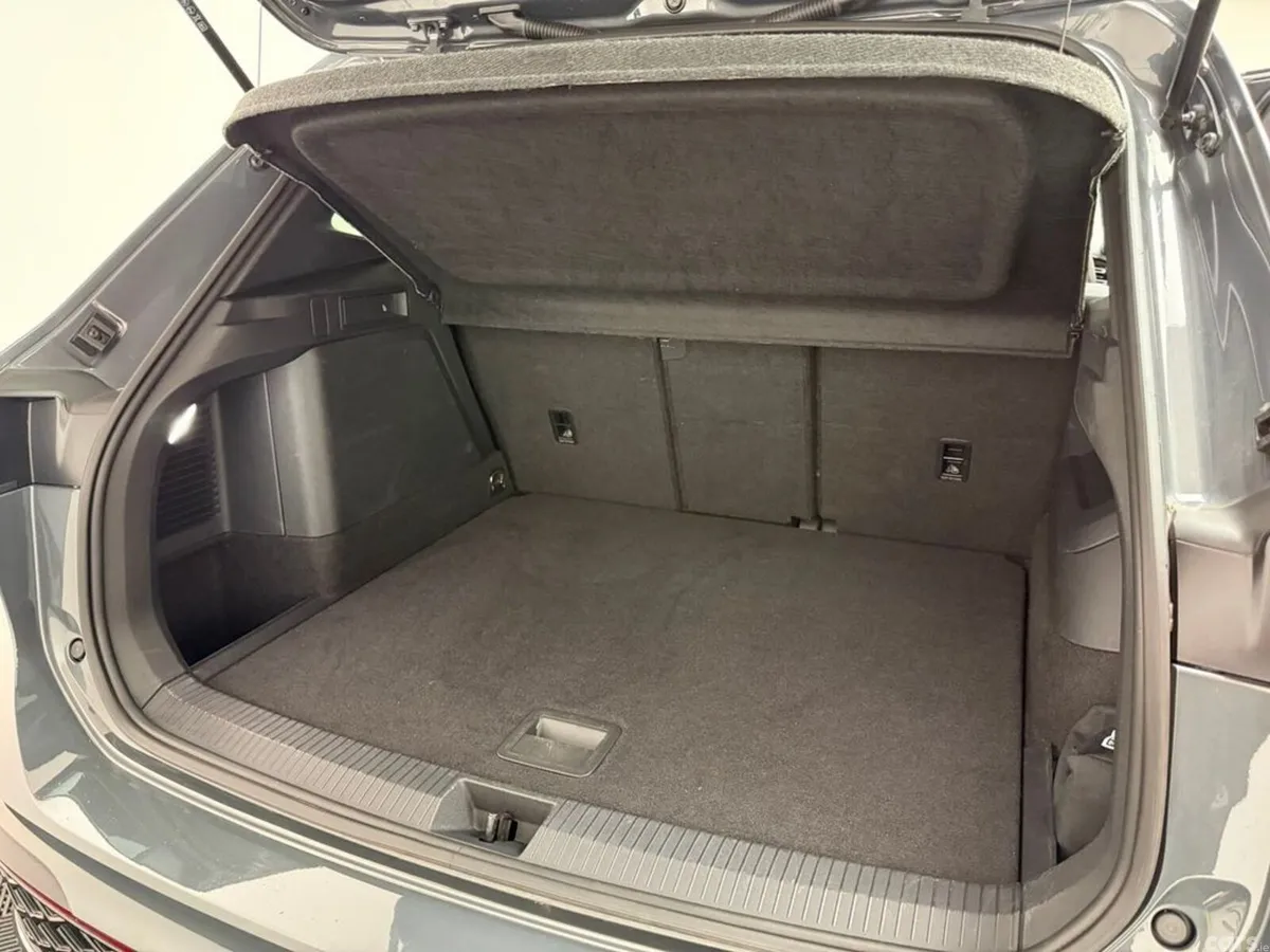 Volkswagen Tiguan SUV, Petrol Plug-in Hybrid, 2024, Grey