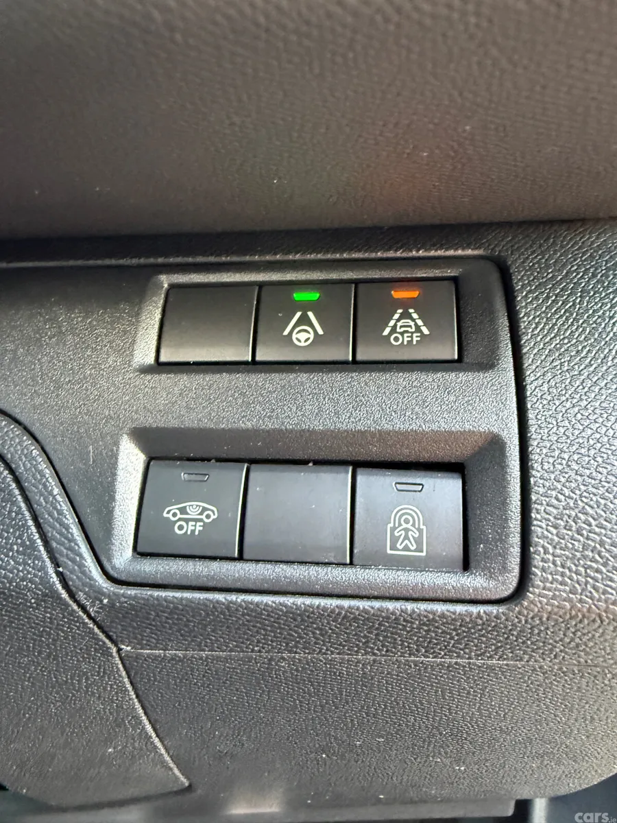 Peugeot 3008 MPV, Diesel, 2024, Black