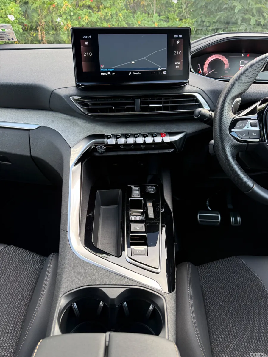 Peugeot 3008 MPV, Diesel, 2024, Black