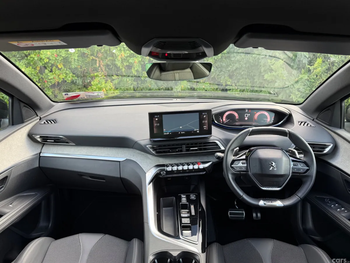 Peugeot 3008 MPV, Diesel, 2024, Black