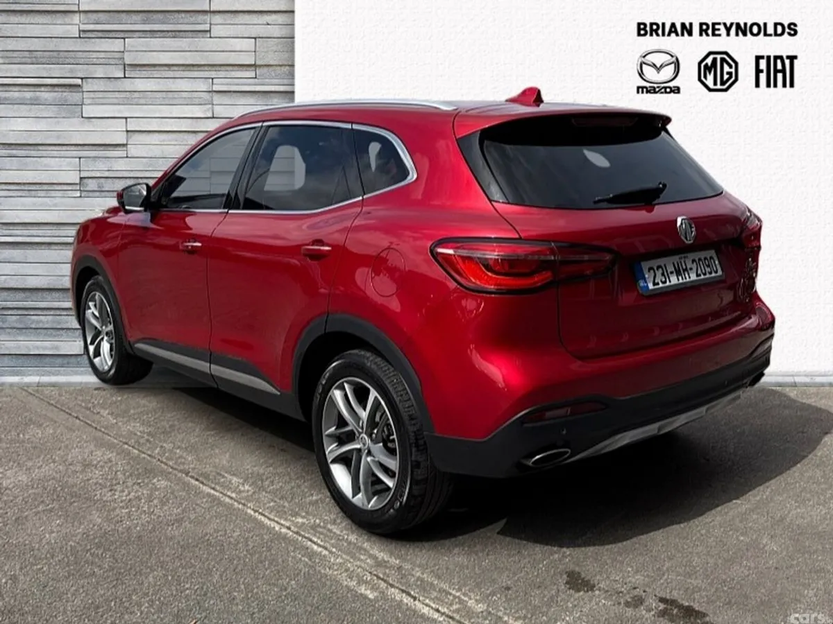 MG HS Hatchback, Petrol Plug-in Hybrid, 2023, Red
