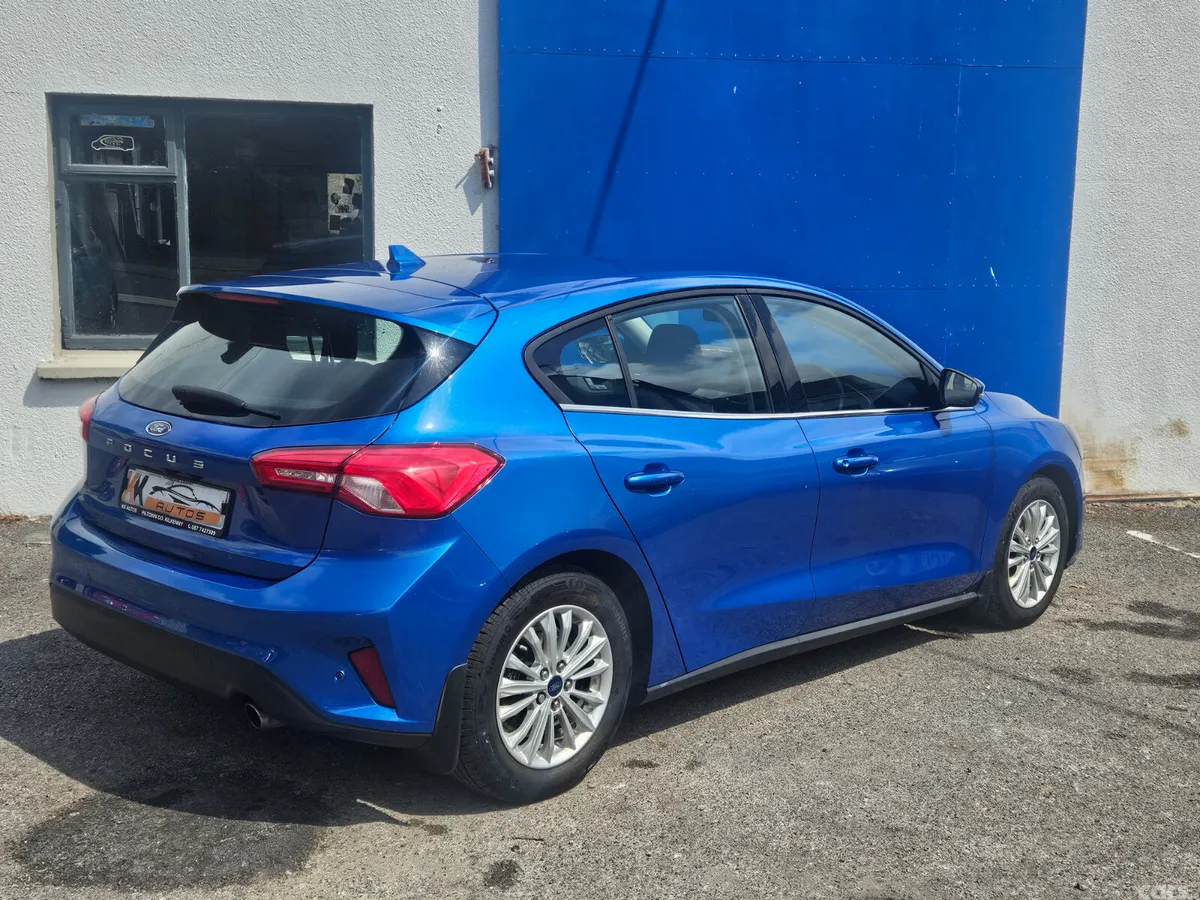 Ford Focus Hatchback, Diesel, 2020, Blue
