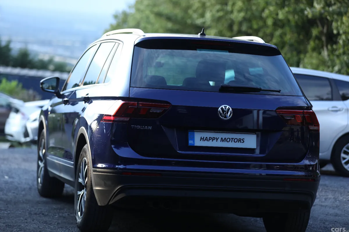 Volkswagen Tiguan SUV, Petrol, 2020, Blue
