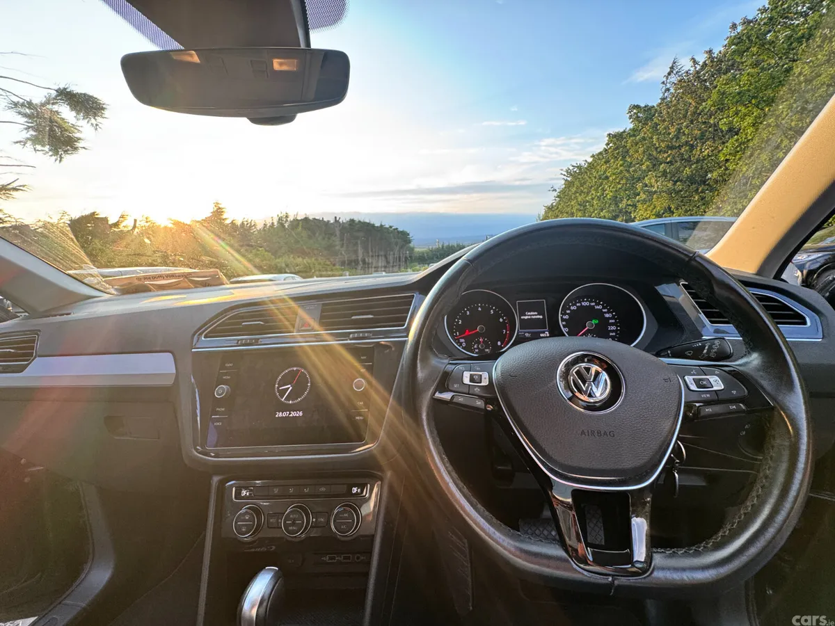Volkswagen Tiguan SUV, Petrol, 2020, Blue