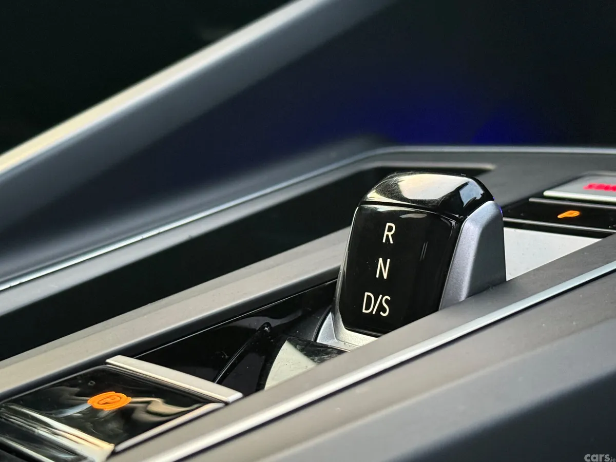 Volkswagen Golf Hatchback, Petrol Plug-in Hybrid, 2021, Silver