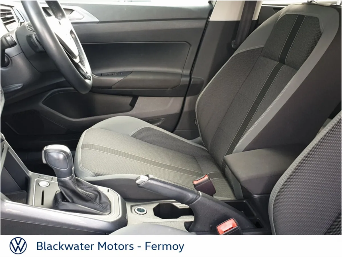 Volkswagen Polo Hatchback, Petrol, 2018, Silver