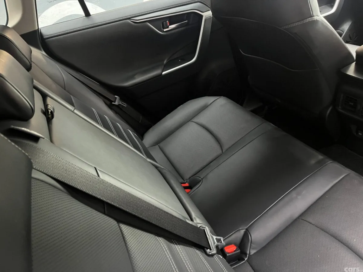 Toyota RAV4 SUV, Petrol Hybrid, 2024, Grey