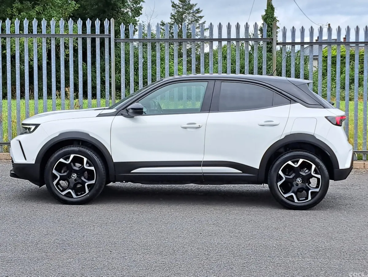 Opel Mokka Hatchback, Petrol, 2023, White