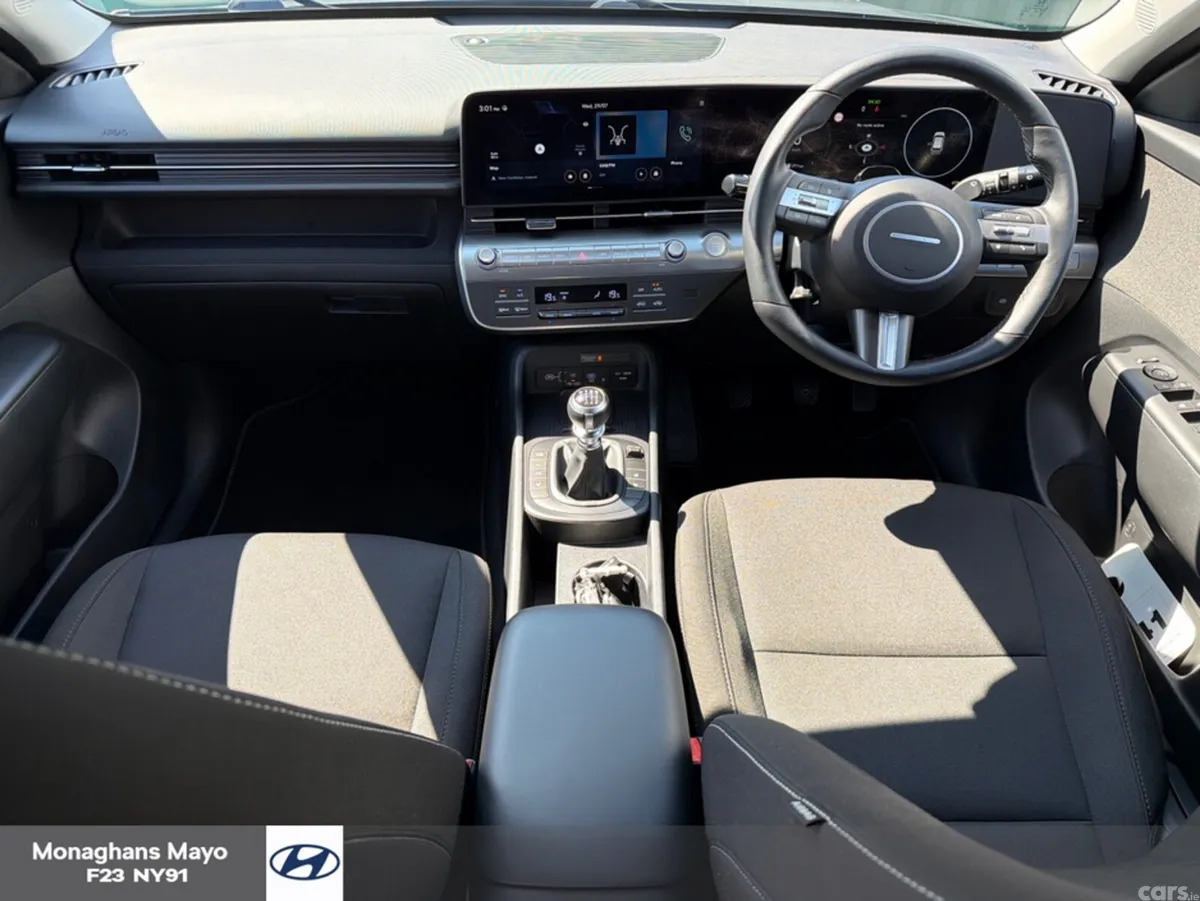 Hyundai KONA MPV, Petrol, 2024, Grey