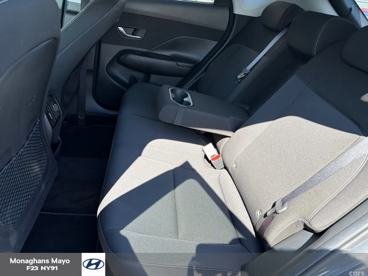 Hyundai KONA MPV, Petrol, 2024, Grey