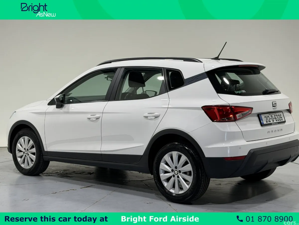 SEAT Arona Hatchback, Petrol, 2021, White