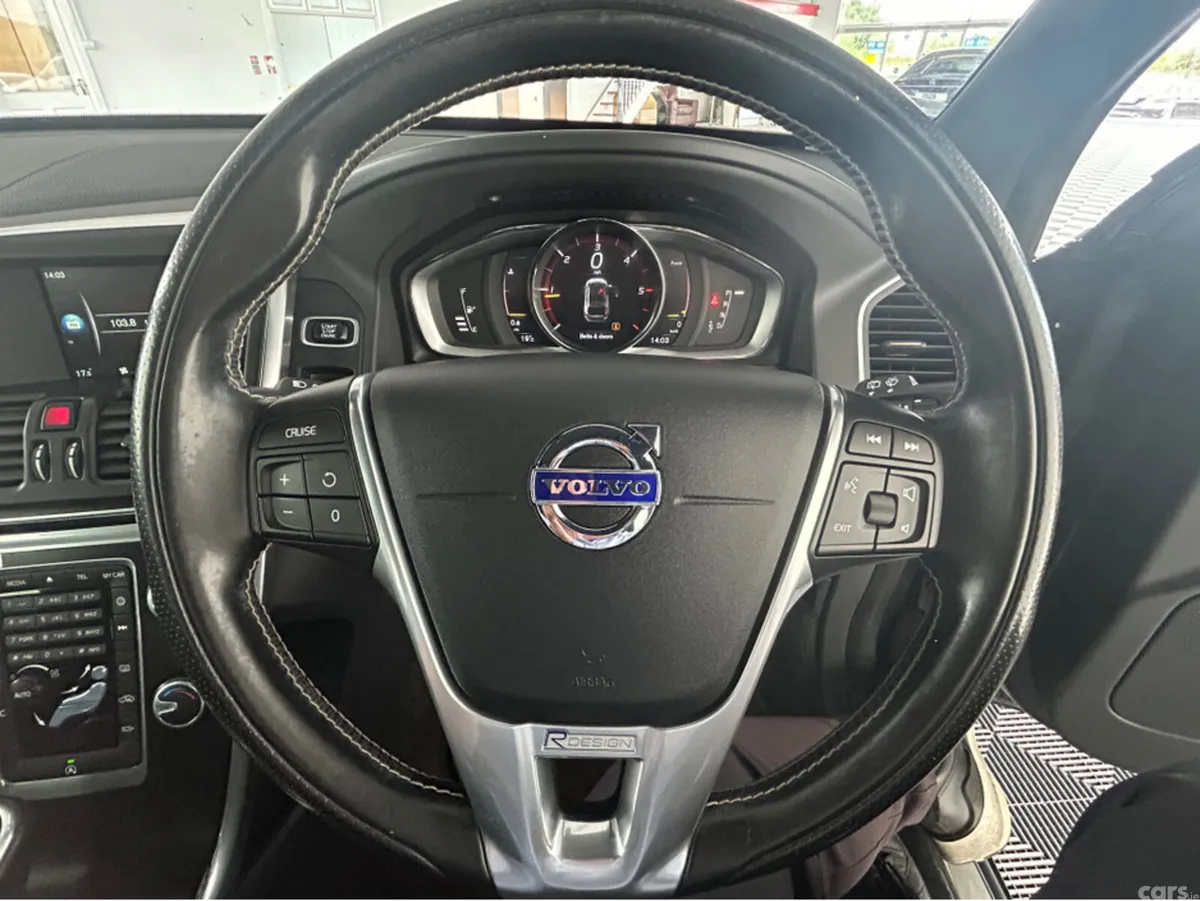 Volvo XC60 Estate, Diesel, 2017, Grey