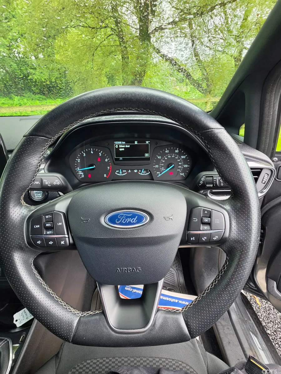 Ford Fiesta Hatchback, Petrol, 2018, Grey