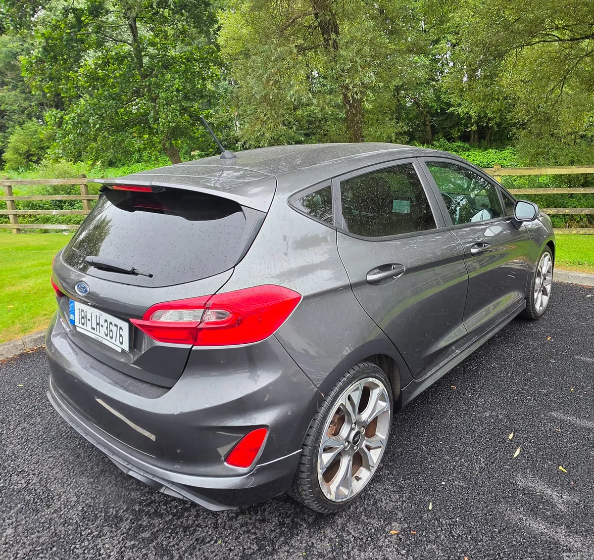 Ford Fiesta Hatchback, Petrol, 2018, Grey