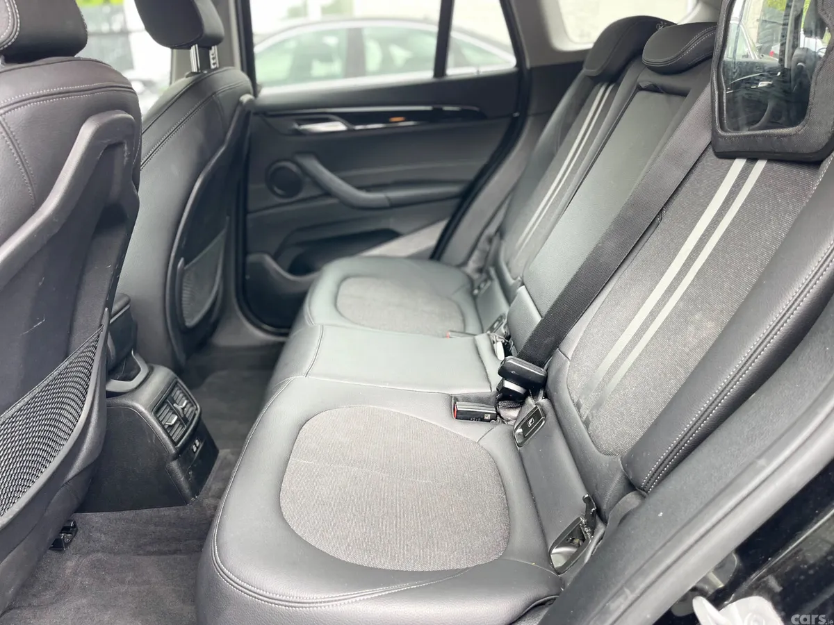 BMW X1 Estate, Petrol Plug-in Hybrid, 2021, Black